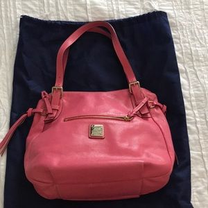 Pink leather Dooney & Bourke purse